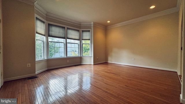 8853 MODANO PL, Fairfax, VA 22031