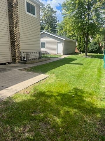 409 E Fullerton Avenue, Elmhurst, IL 60126