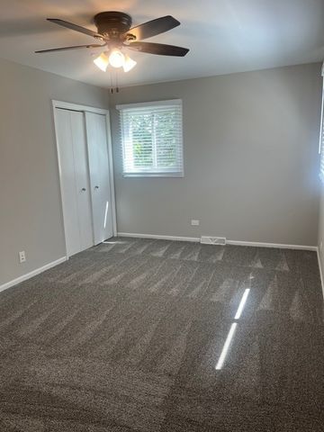 409 E Fullerton Avenue, Elmhurst, IL 60126