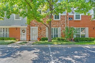 1229 Roaring Springs Road, Fort Worth, TX 76114