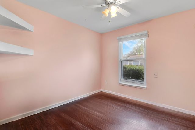 124 Rosewood Circle, Jupiter, FL 33458