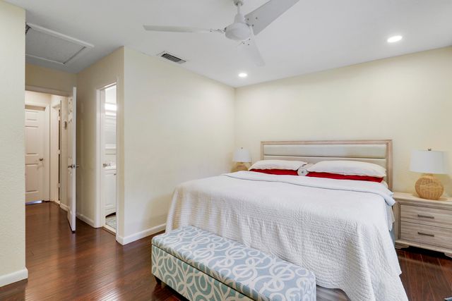 124 Rosewood Circle, Jupiter, FL 33458