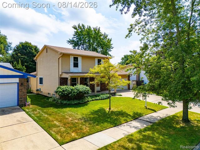 197 Surrey Heights, Westland, MI 48186