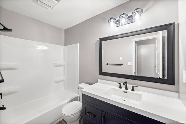 2526 S River Road, West Lafayette, IN 47906