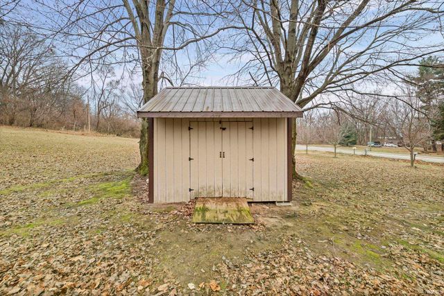 2526 S River Road, West Lafayette, IN 47906