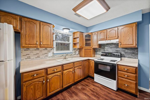 2526 S River Road, West Lafayette, IN 47906