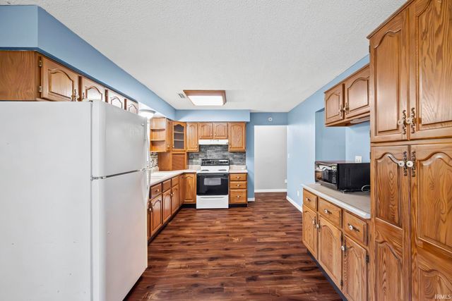 2526 S River Road, West Lafayette, IN 47906