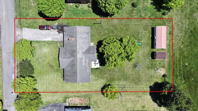 140 Lena Drive, Rogersville, TN 37857