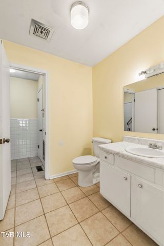 140 Lena Drive, Rogersville, TN 37857