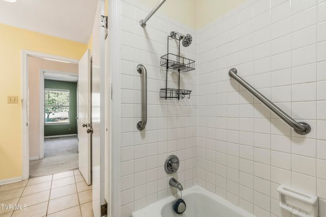 140 Lena Drive, Rogersville, TN 37857