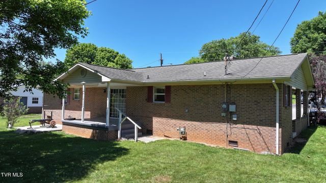 140 Lena Drive, Rogersville, TN 37857