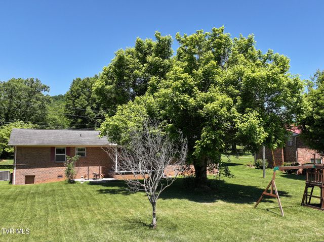 140 Lena Drive, Rogersville, TN 37857