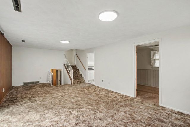 225 Eaton Street, Battle Creek, MI 49017