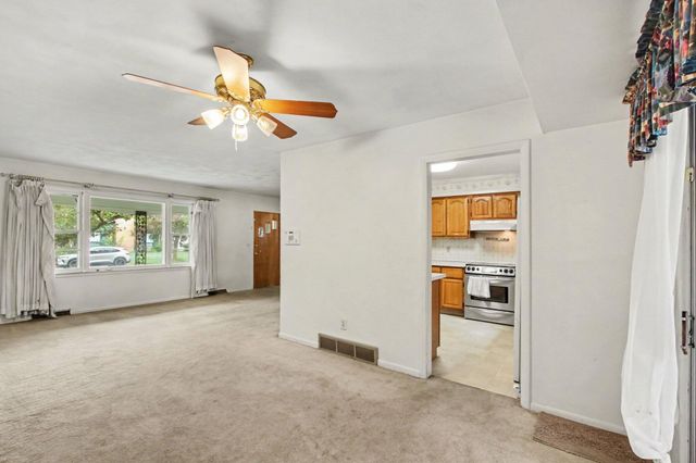 225 Eaton Street, Battle Creek, MI 49017