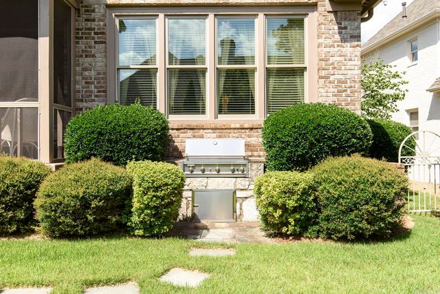 33 ALBA LANE, Little Rock, AR 72223