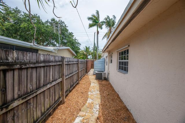 7770 NW 33rd Street 7770, Davie, FL 33024
