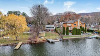 25 Teneyck Avenue, Greenwood Lake, NY 10925