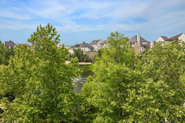 2048 Fannin Station S, Houston, TX 77045