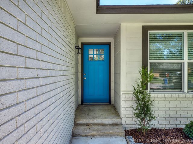 4305 S 1st Place, Broken Arrow, OK 74011