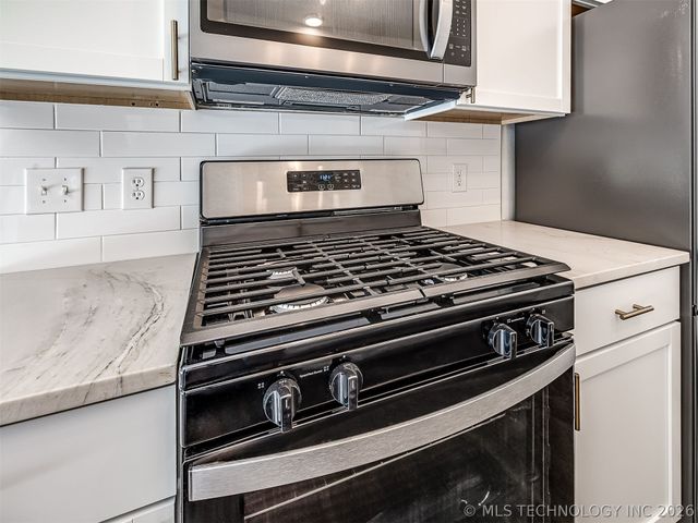 4305 S 1st Place, Broken Arrow, OK 74011