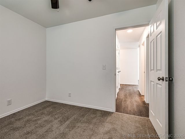 4305 S 1st Place, Broken Arrow, OK 74011