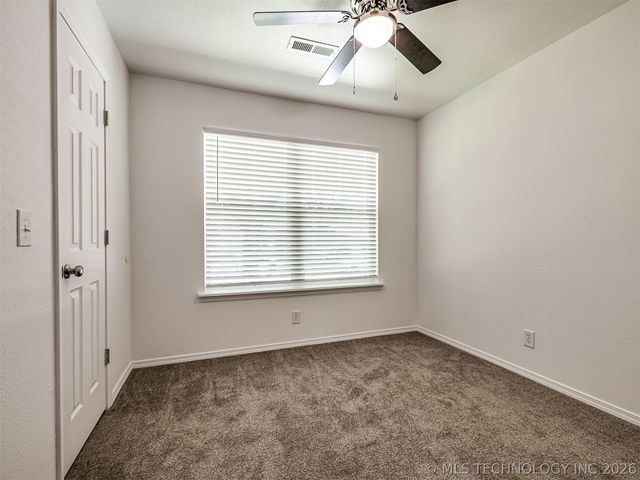 4305 S 1st Place, Broken Arrow, OK 74011
