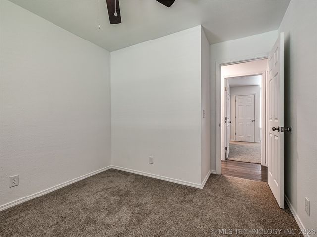 4305 S 1st Place, Broken Arrow, OK 74011
