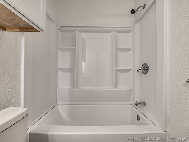 4305 S 1st Place, Broken Arrow, OK 74011