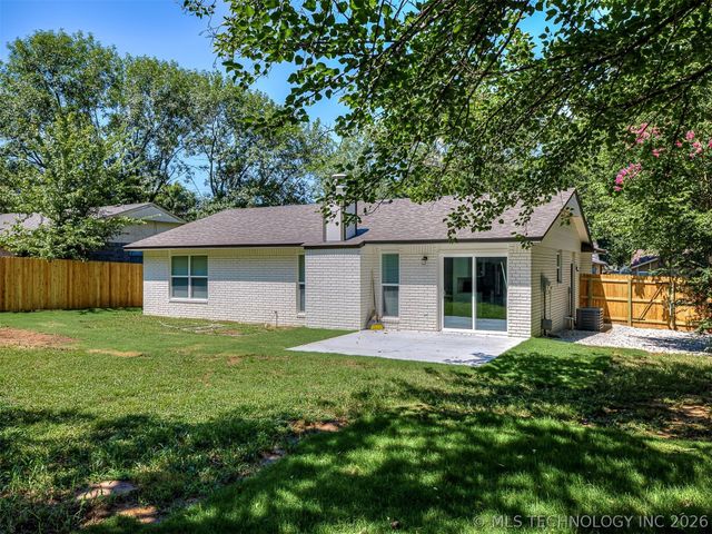 4305 S 1st Place, Broken Arrow, OK 74011