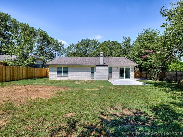 4305 S 1st Place, Broken Arrow, OK 74011