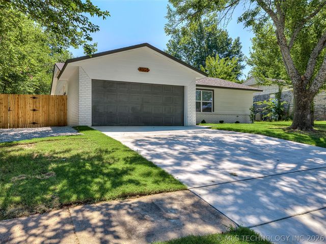 4305 S 1st Place, Broken Arrow, OK 74011