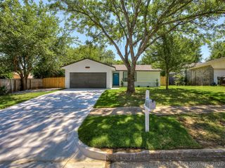 4305 S 1st Place, Broken Arrow, OK 74011