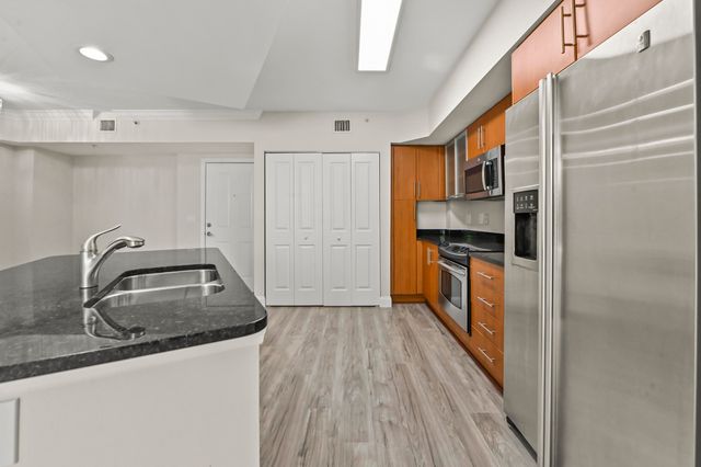 600 S DIXIE Highway 237, West Palm Beach, FL 33401