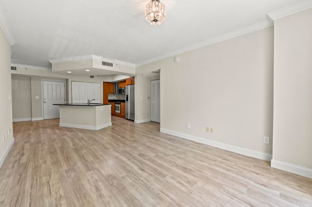 600 S DIXIE Highway 237, West Palm Beach, FL 33401