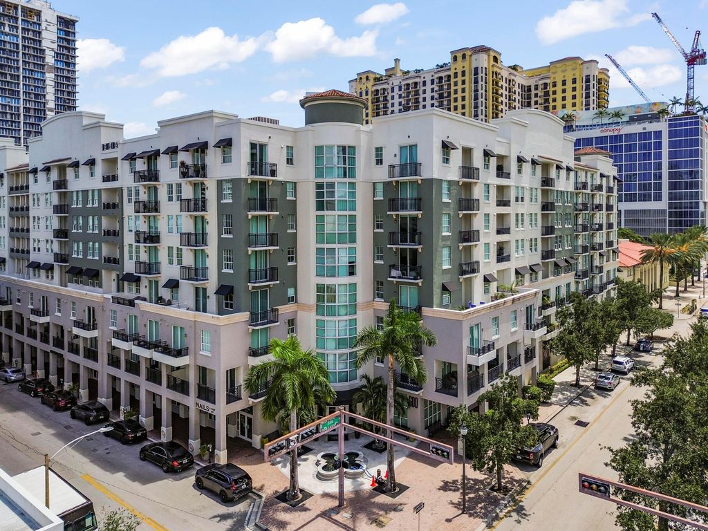 600 S DIXIE Highway 237, West Palm Beach, FL 33401