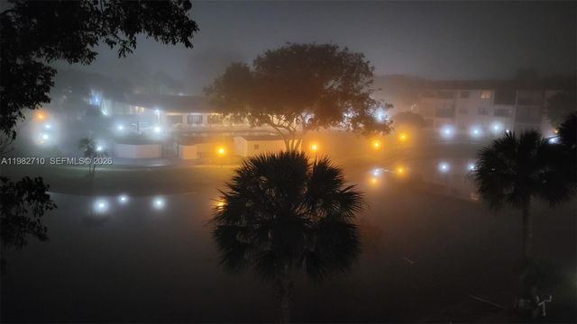 4955 E Sabal Palm Blvd 305, Tamarac, FL 33319