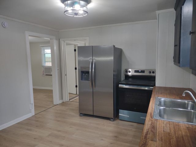143 Morrison St Unit 2, Gallatin, TN 37066