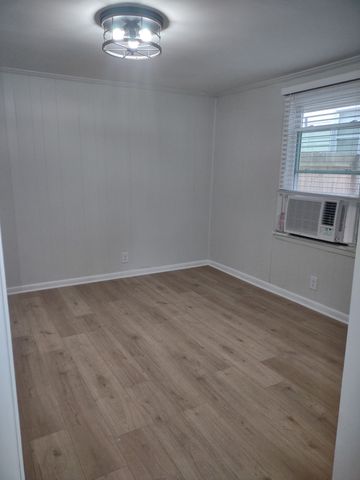 143 Morrison St Unit 2, Gallatin, TN 37066
