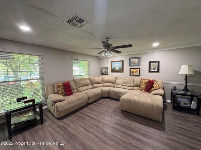 12814 Ironwood Circle, Hudson, FL 34667