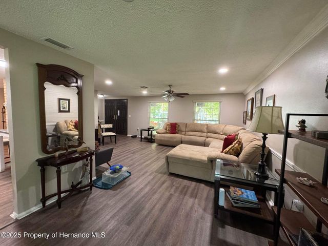 12814 Ironwood Circle, Hudson, FL 34667