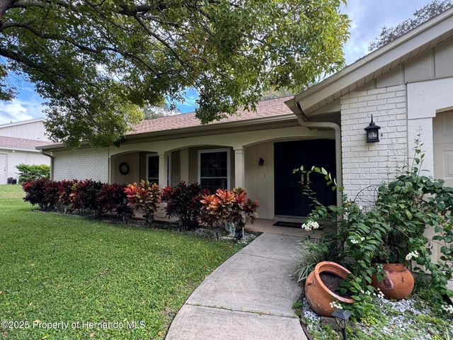 12814 Ironwood Circle, Hudson, FL 34667