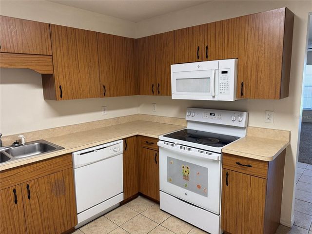 7053 MIDWAY TERRACE 1, Ocala, FL 34472