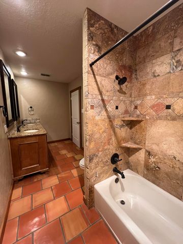 6515 15th Drive, Lubbock, TX 79416