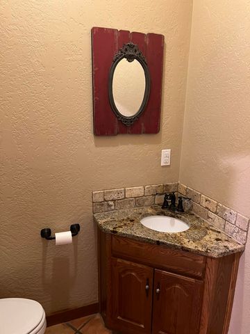 6515 15th Drive, Lubbock, TX 79416