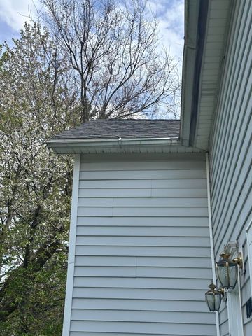 1002 E Oliver Street, Owosso City, MI 48867