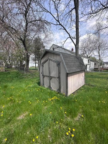 1002 E Oliver Street, Owosso City, MI 48867