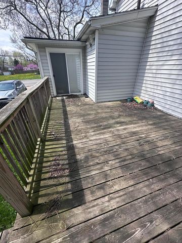 1002 E Oliver Street, Owosso City, MI 48867