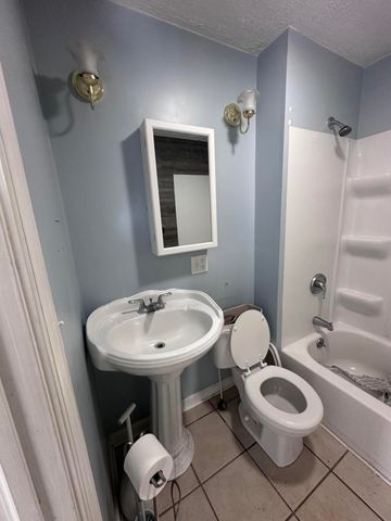 1002 E Oliver Street, Owosso City, MI 48867