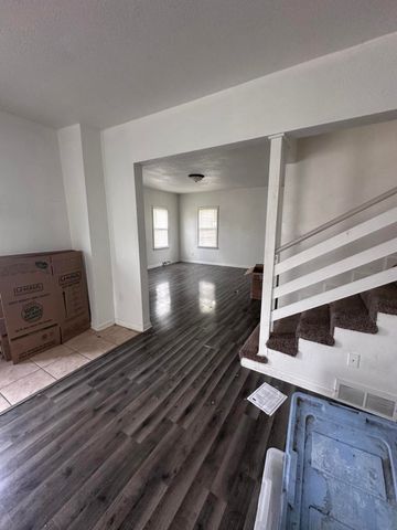 1002 E Oliver Street, Owosso City, MI 48867