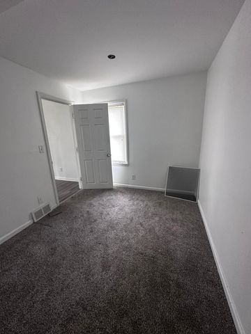 1002 E Oliver Street, Owosso City, MI 48867